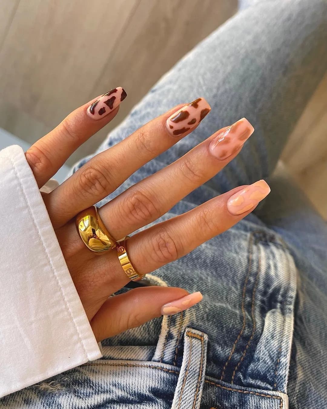 So sánh đắp gel và đắp bột nail