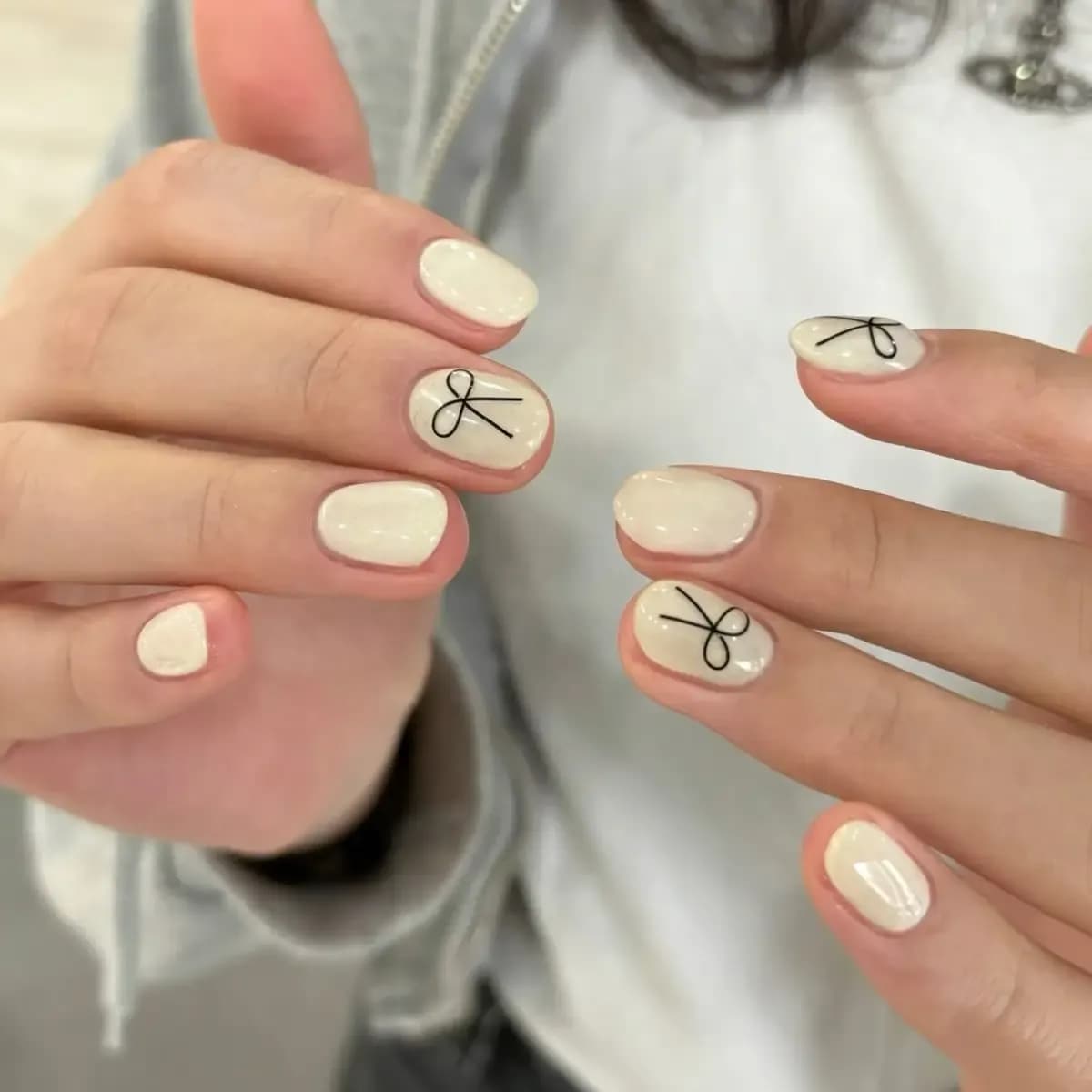 Nail art nơ Hàn Quốc